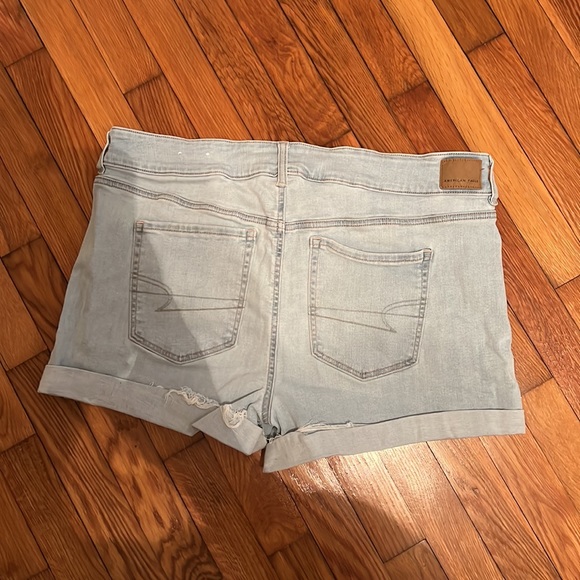 AE High Rise Shortie - Picture 2 of 4